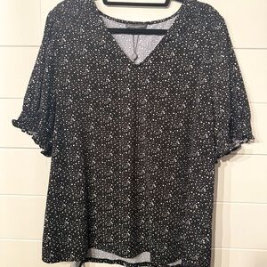 Adrianna Papell Black and White Speckled Blouse